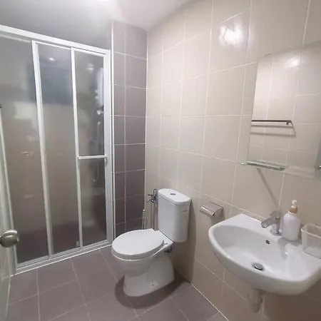 Klcc View 3Br 3Bath At Rc Residence By Rosaz Kuala Lumpur Luaran gambar