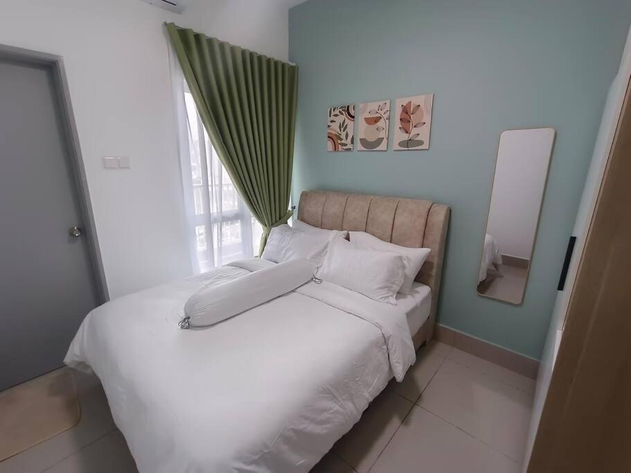 Klcc View 3br 3bath At Rc By Rosaz Kuala Lumpur